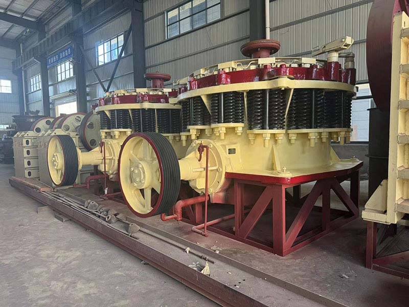 Petroleum coke cone crusher