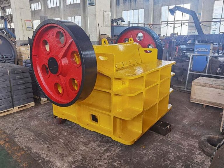 Petroleum coke jaw crusher