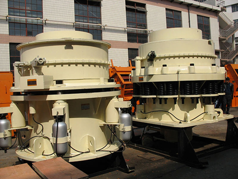 Multi-cylinder cone crusher