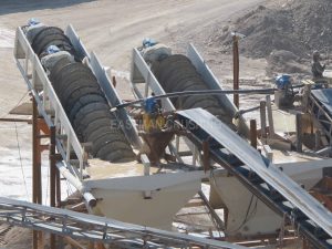 sprial sand washing machine in use